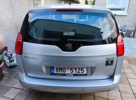 Peugeot - 5008