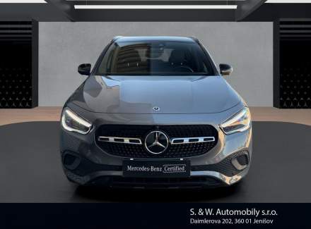 Mercedes-Benz - GLA