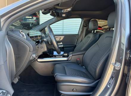 Mercedes-Benz - GLA