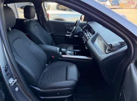 Mercedes-Benz - GLA