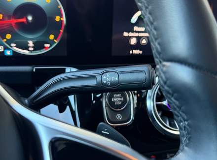 Mercedes-Benz - GLA