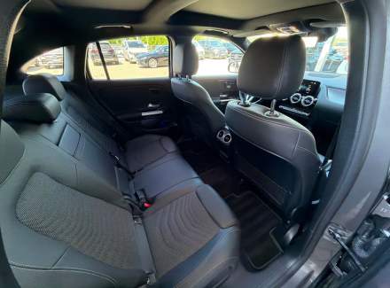 Mercedes-Benz - GLA
