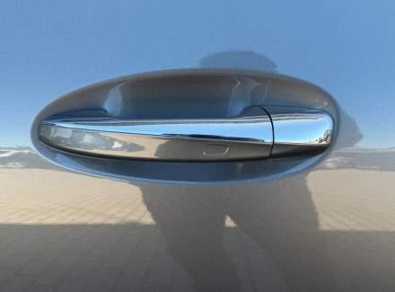 Mercedes-Benz - GLA