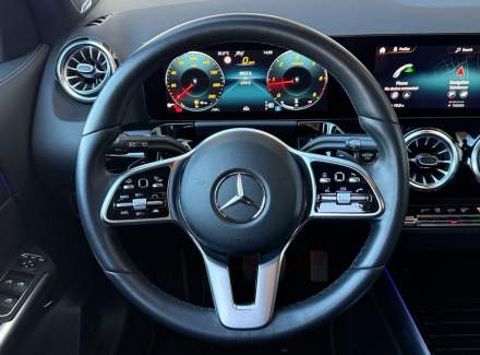 Mercedes-Benz - GLA
