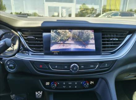 Opel - Insignia