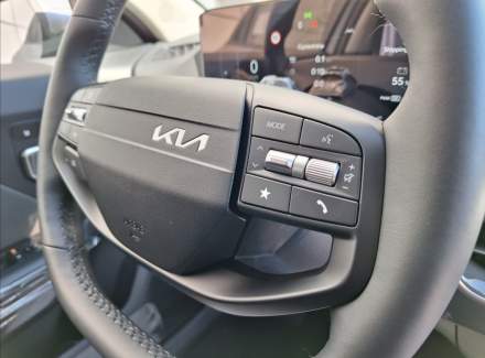 Kia - K4