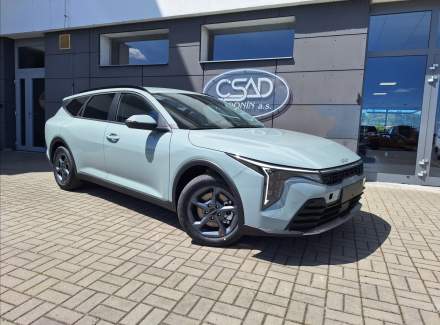 Kia - K4