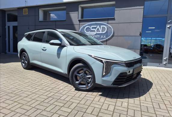 Kia - K4