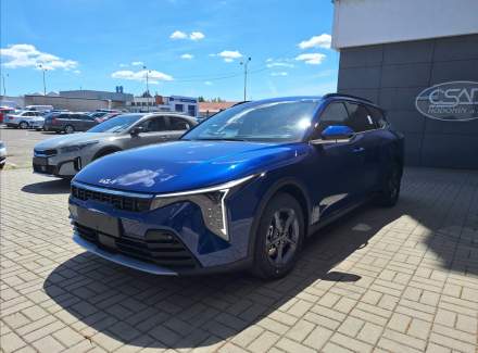 Kia - K4