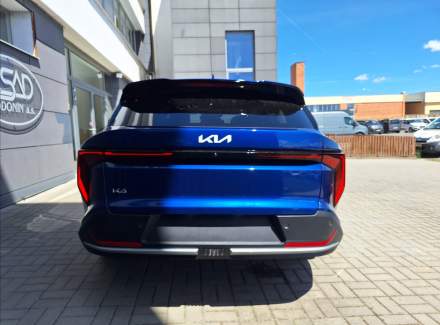 Kia - K4