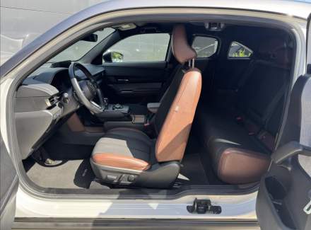 Mazda - MX-30
