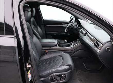 Audi - S8