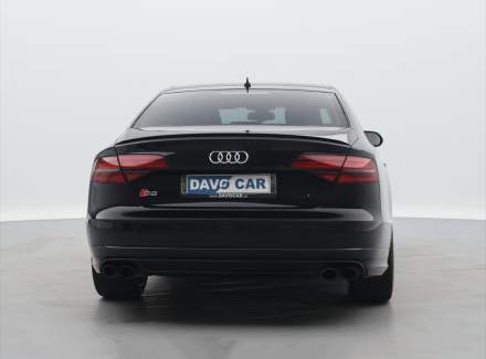 Audi - S8