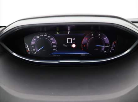 Peugeot - 5008