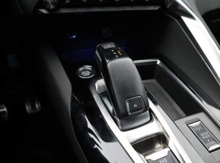 Peugeot - 5008