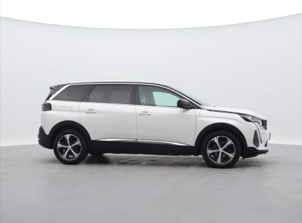 Peugeot - 5008