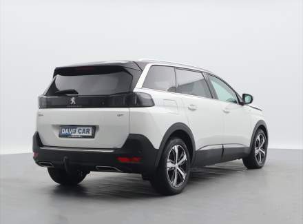 Peugeot - 5008