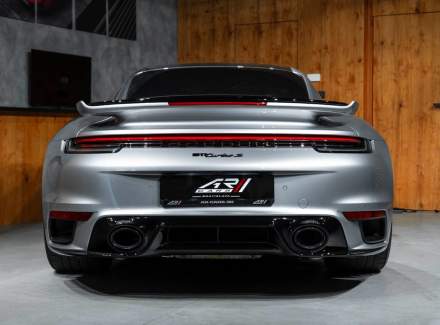 Porsche - 911