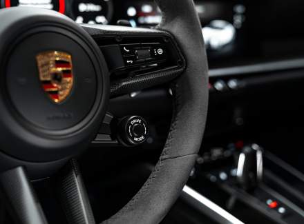 Porsche - 911