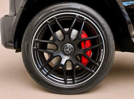 Mercedes-Benz - G-class
