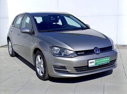 Volkswagen - Golf