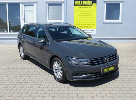 Volkswagen - Passat