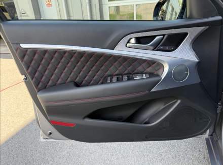 Genesis - G70