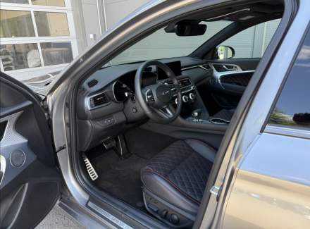 Genesis - G70