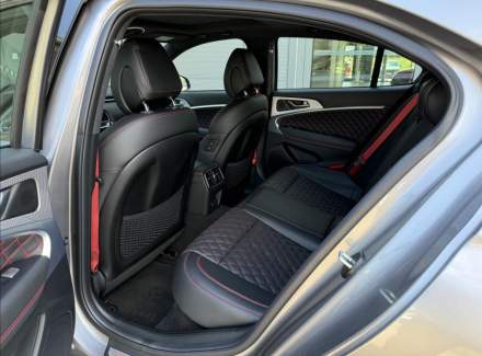 Genesis - G70