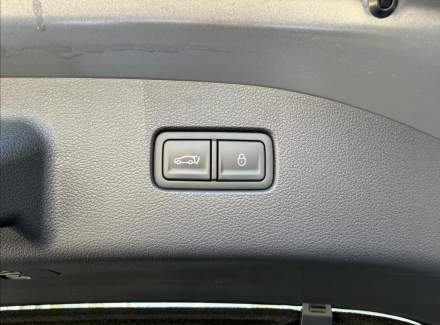 Genesis - G70