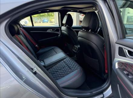Genesis - G70