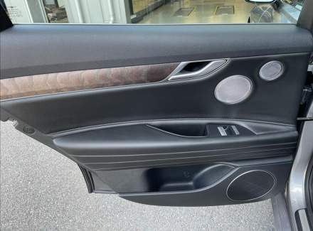 Genesis - G80
