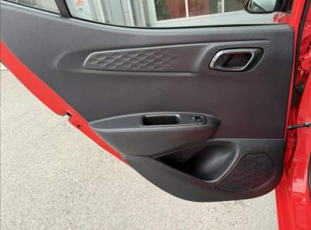 Hyundai - i10