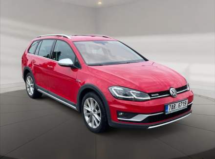 Volkswagen - Golf