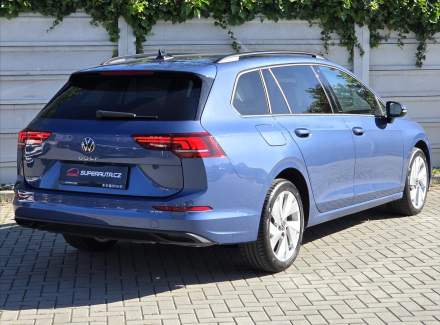 Volkswagen - Golf