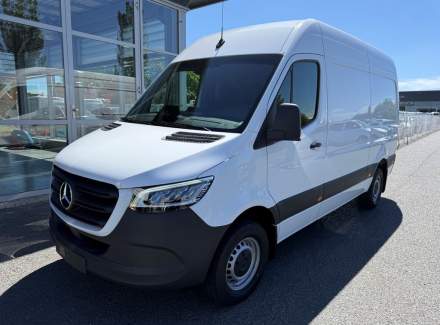 Mercedes-Benz - Sprinter