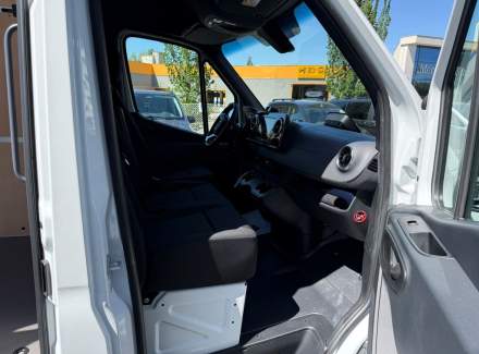 Mercedes-Benz - Sprinter