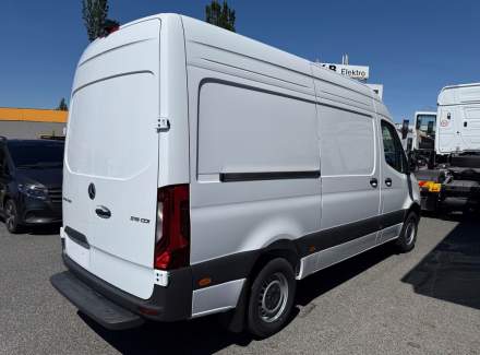 Mercedes-Benz - Sprinter