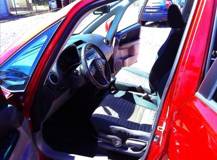 Suzuki - SX4