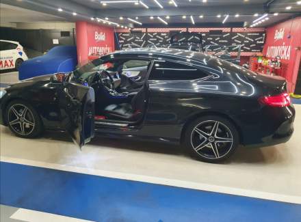 Mercedes-Benz - C-class