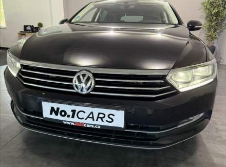 Volkswagen - Passat