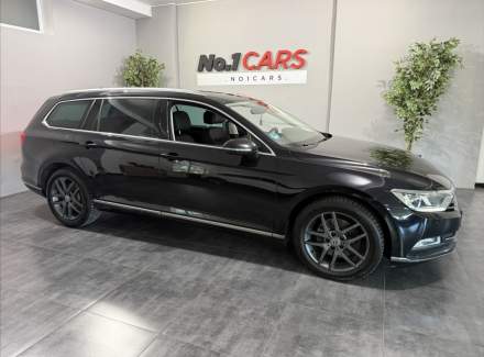 Volkswagen - Passat
