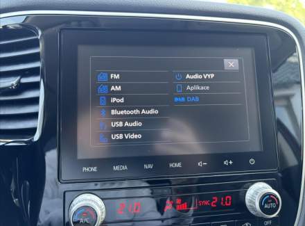 Mitsubishi - Outlander