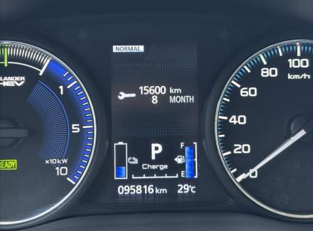 Mitsubishi - Outlander
