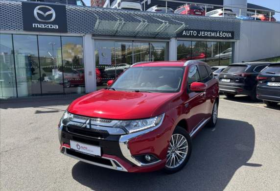 Mitsubishi - Outlander