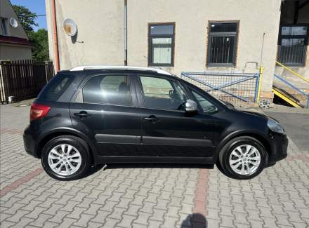 Suzuki - SX4