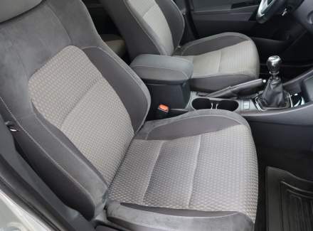 Toyota - Auris