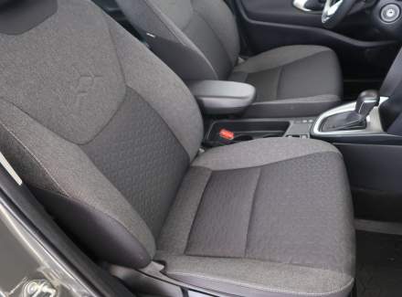 Toyota - Yaris Cross