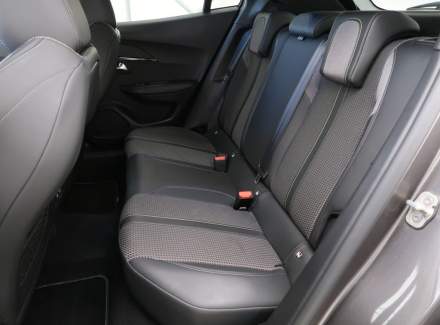 Peugeot - 2008