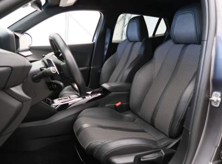 Peugeot - 2008